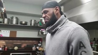 LeBron James Ate Raw Garlic After Losing Bet With Son